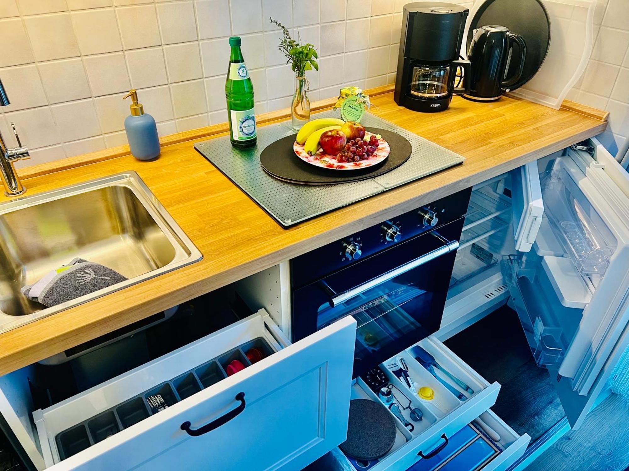 Seelund - Meeresrauschen Lauschen - Ruhiges Sonniges Apartment Mit Garten Und Terrasse Nahe Strand Und Ostsee Schönhagen Eksteriør billede